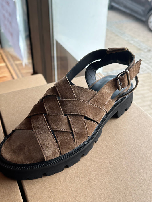 Manuela Sandaler, Beige Suede