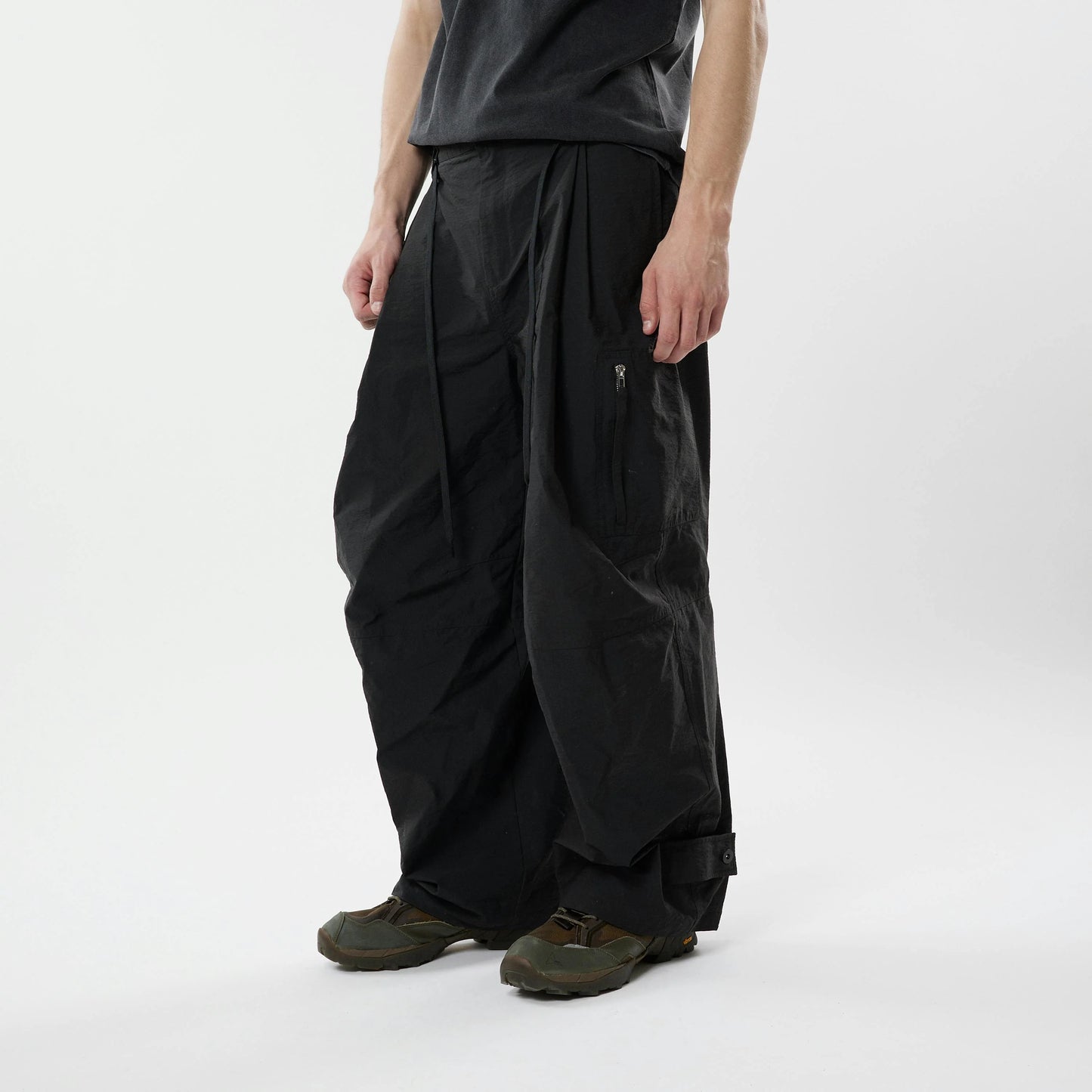 Rok Cargo Pants, Black