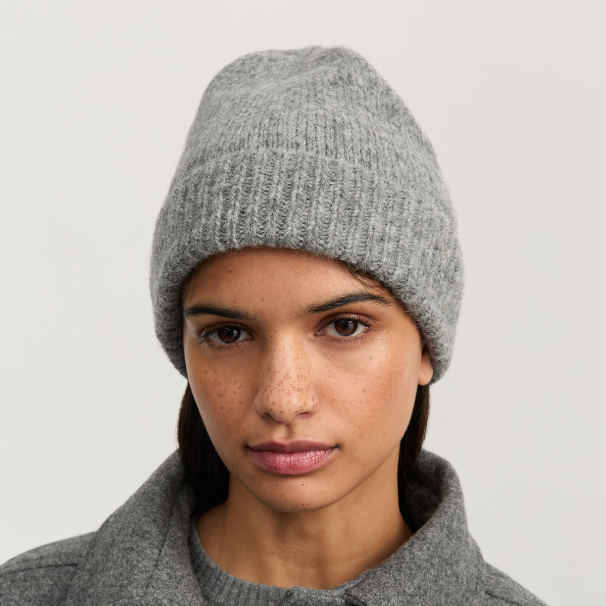 Baby Hue, Pure Light Grey