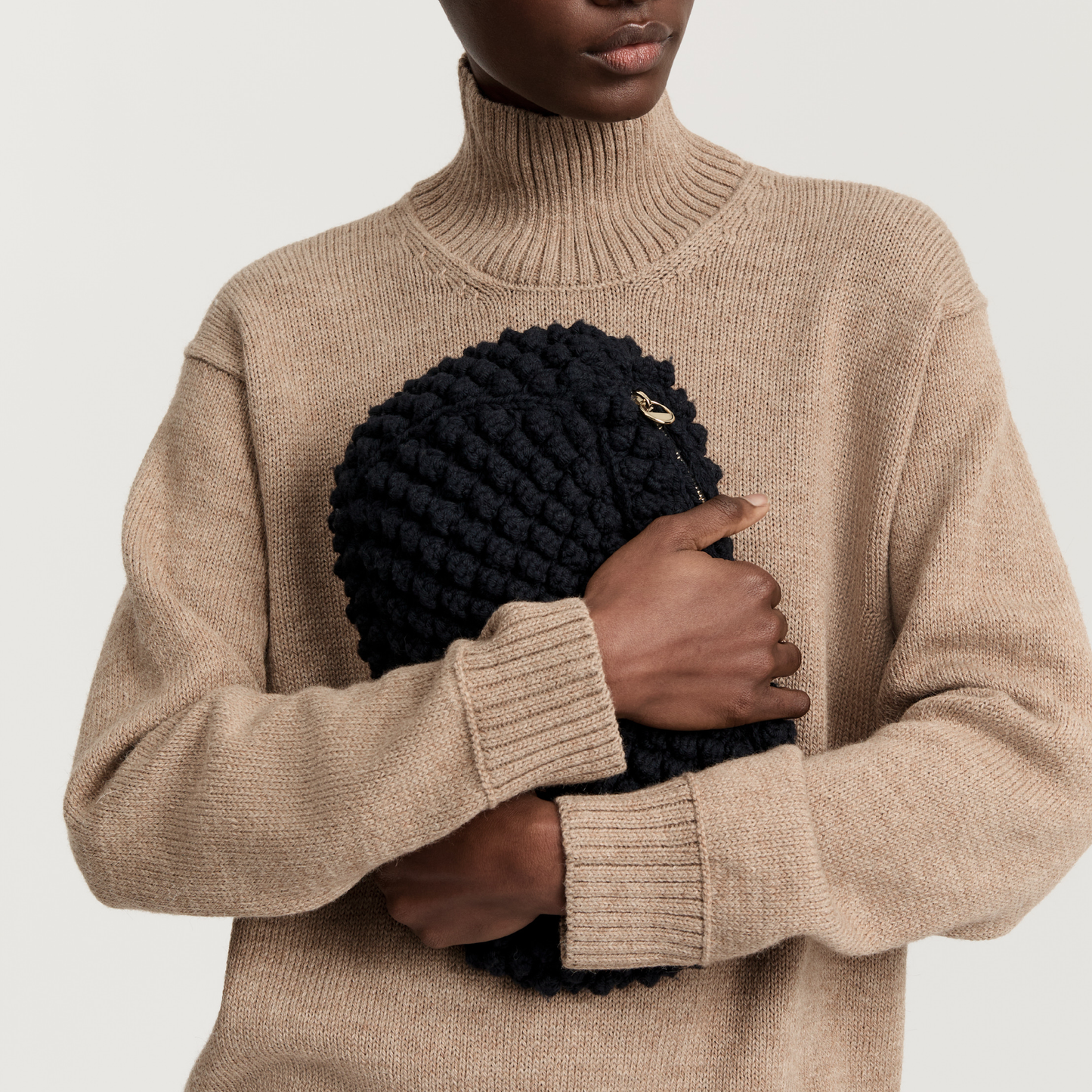 Linn Clutch, Black Navy