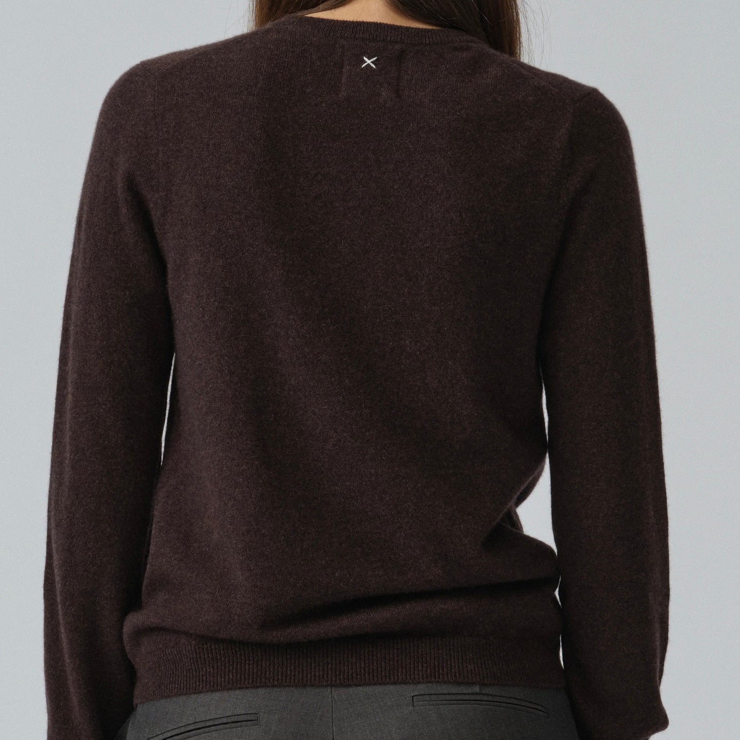 Women's Fitted Roundneck, Black Truffle