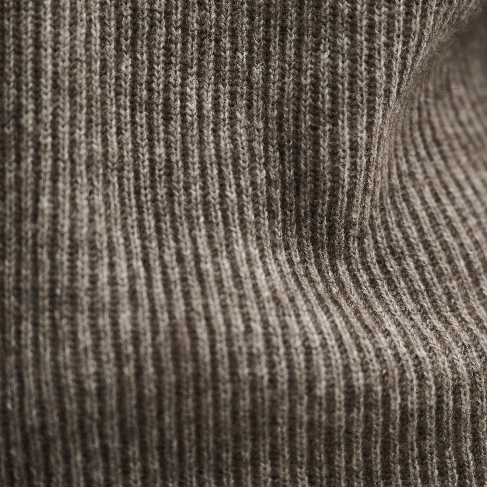 Kiera Silk Yak Strikvest, Brown Melange