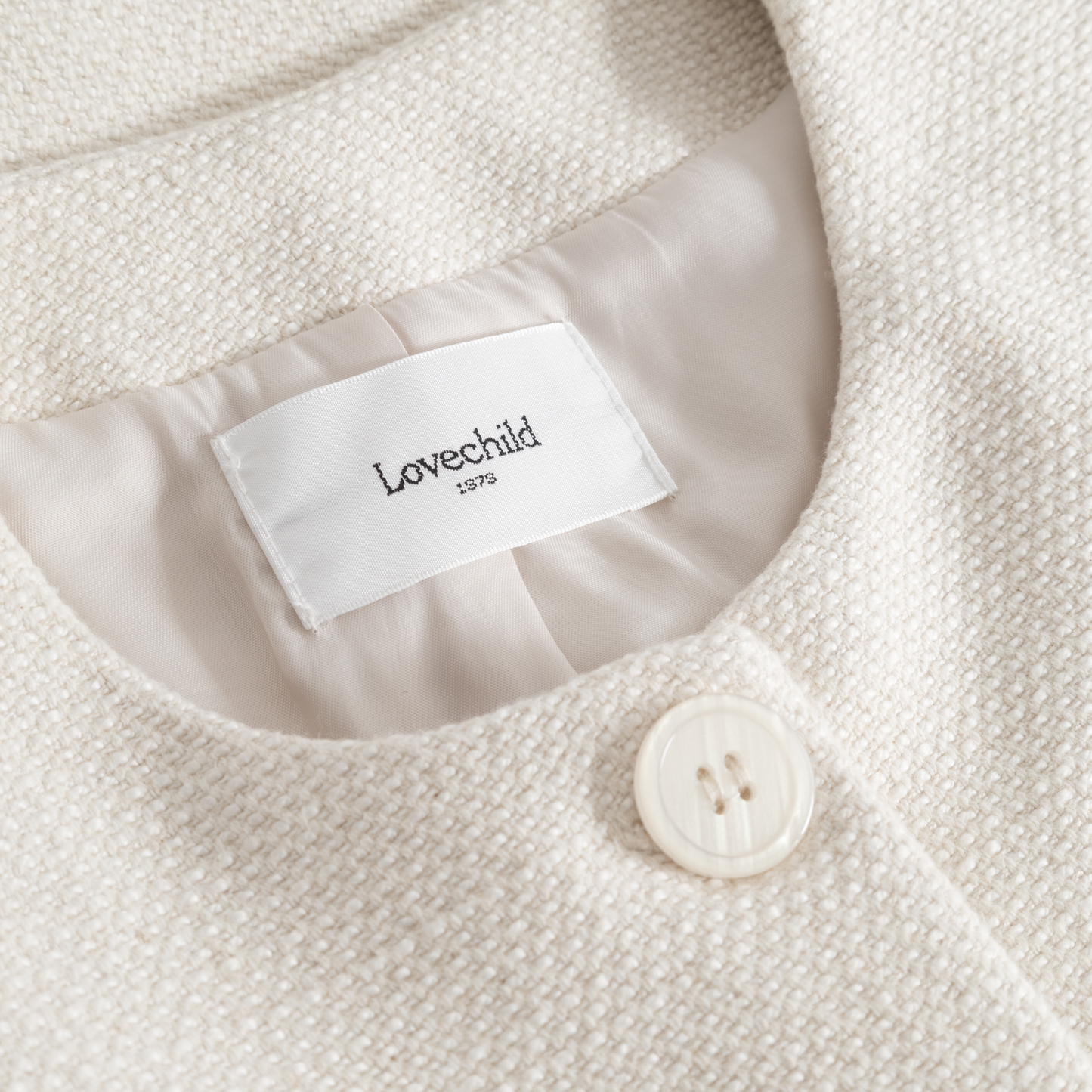 Kendra Vest, Creme