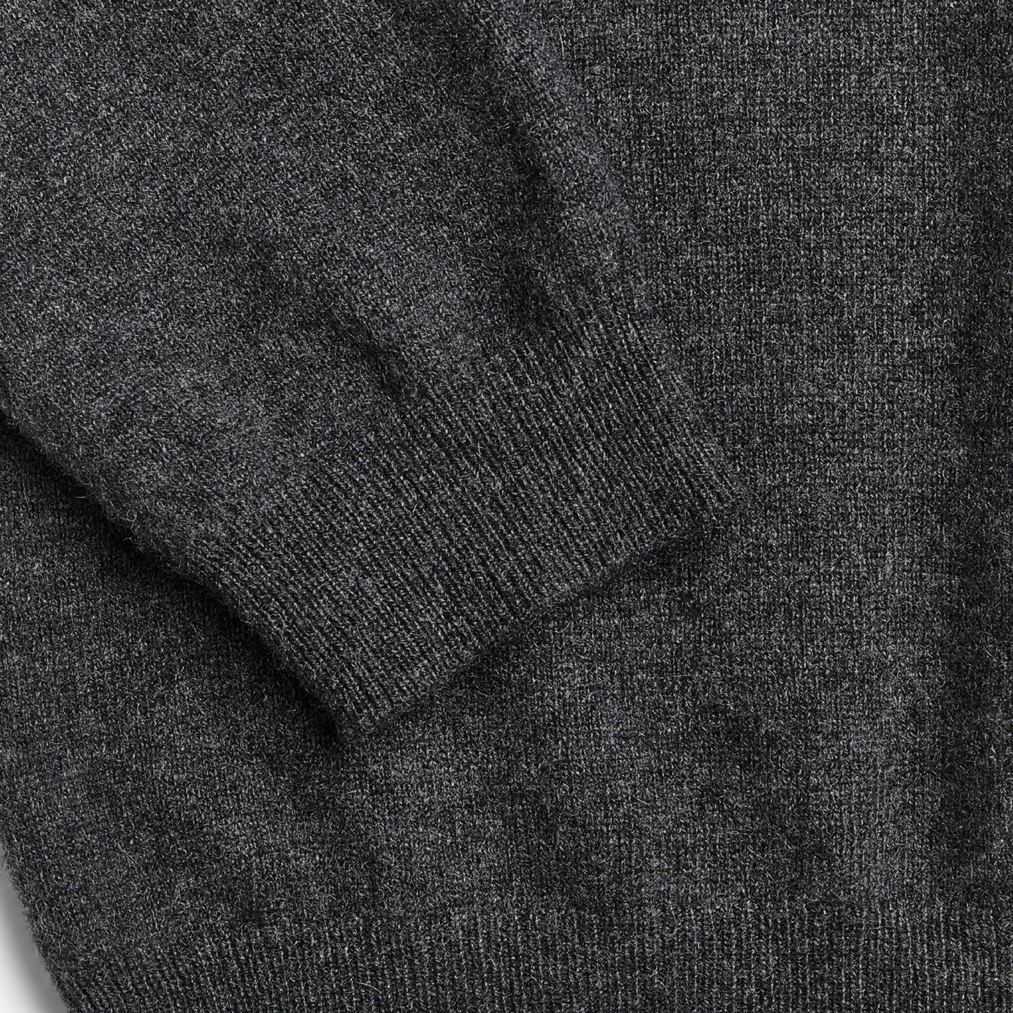 Women's Cashmere Fitted 90's V-Neck, Dark Grey