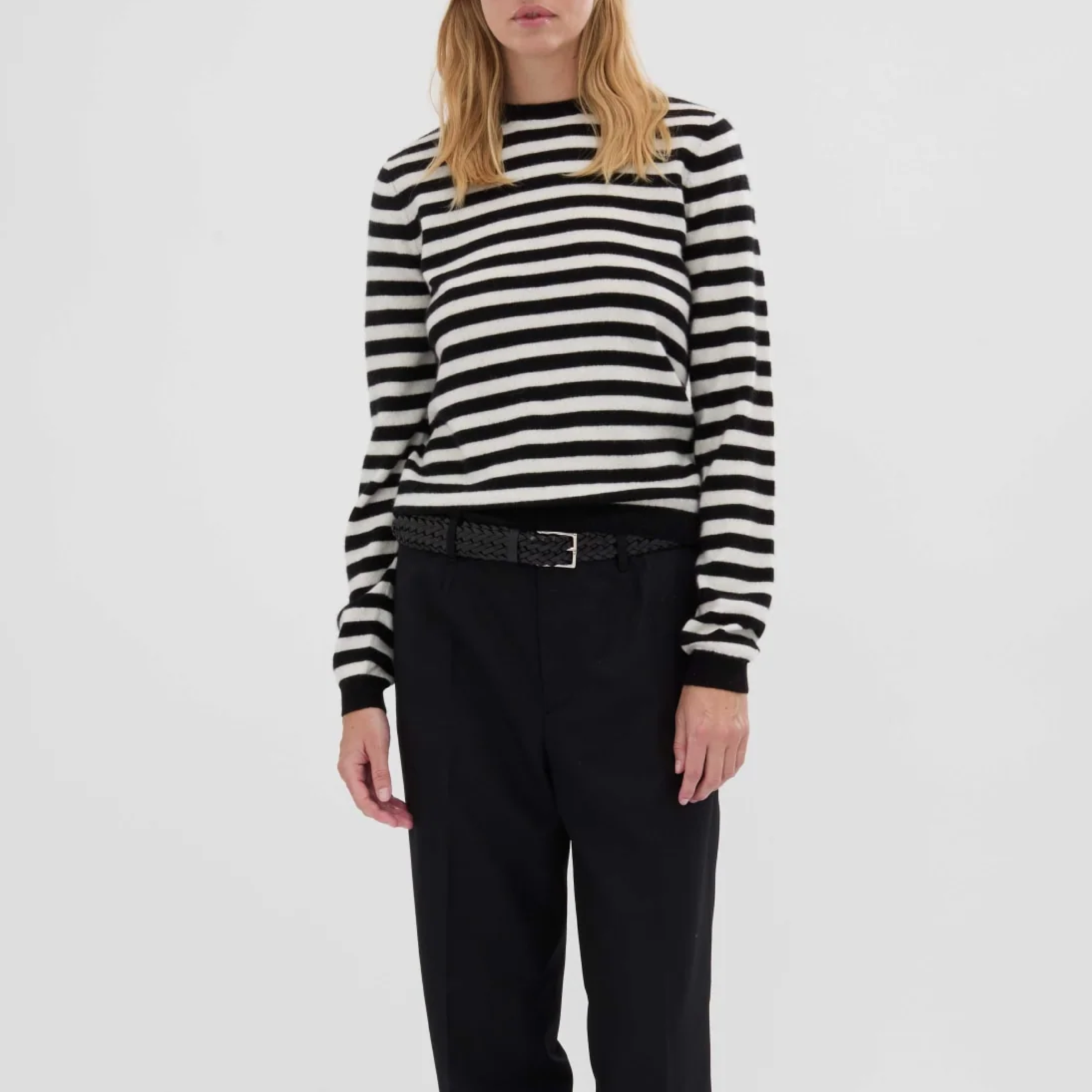 Women's Fitted Roundneck, Black/Cloud