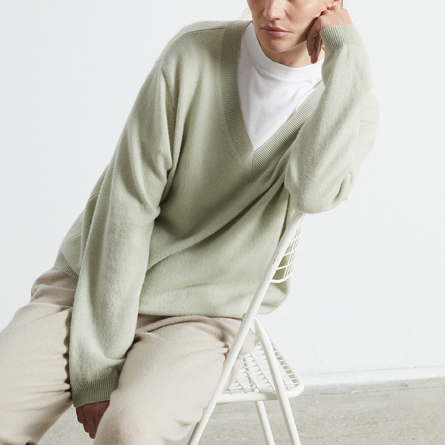 Womens Boxy V-neck, Dusty Green