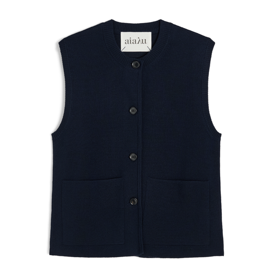Elva Vest, Navy