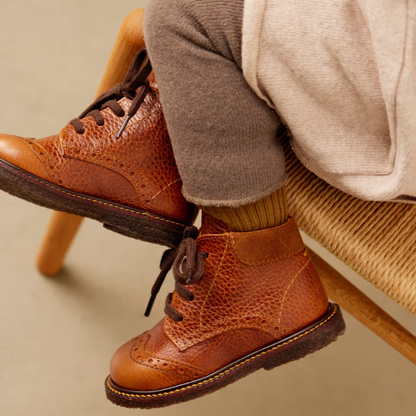 Klassisk Begyndersko Med Brogue Detaljer, Cognac