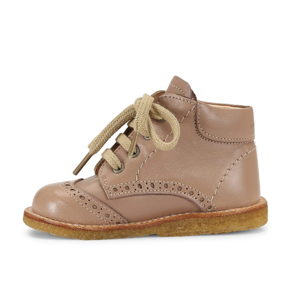 Classic Beginner Shoe With Lace, Dusty Make-up 