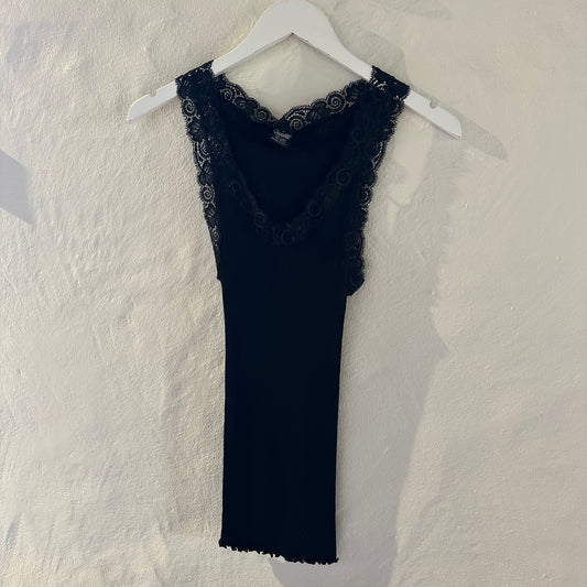 Uld & Silke Tank Rib Top M. Blonder, Sort 3410
