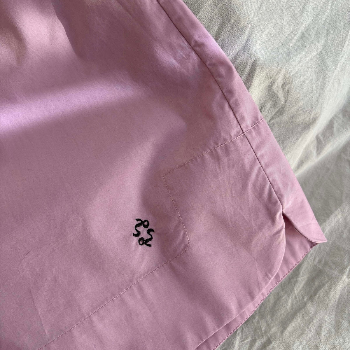 Claire Shorts, Peony