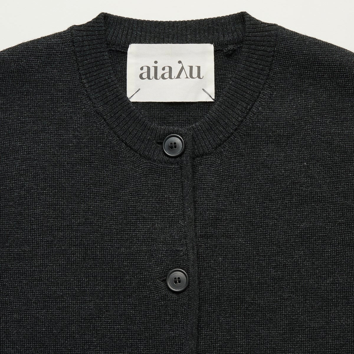 Elva Vest, Antracite