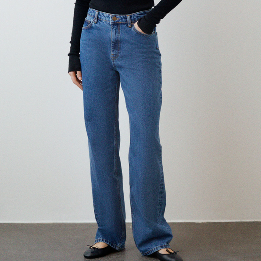 Maddy Straight Jeans, Washed Mid Blue