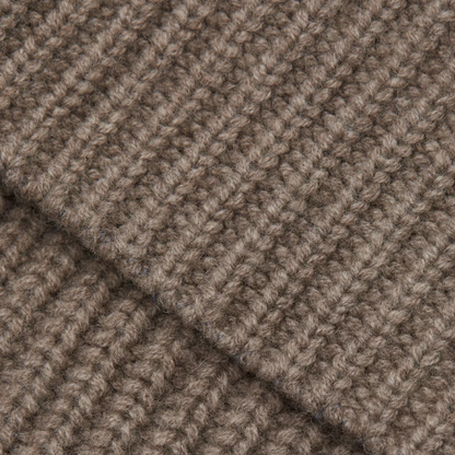 Cleo Hue, Light Brown