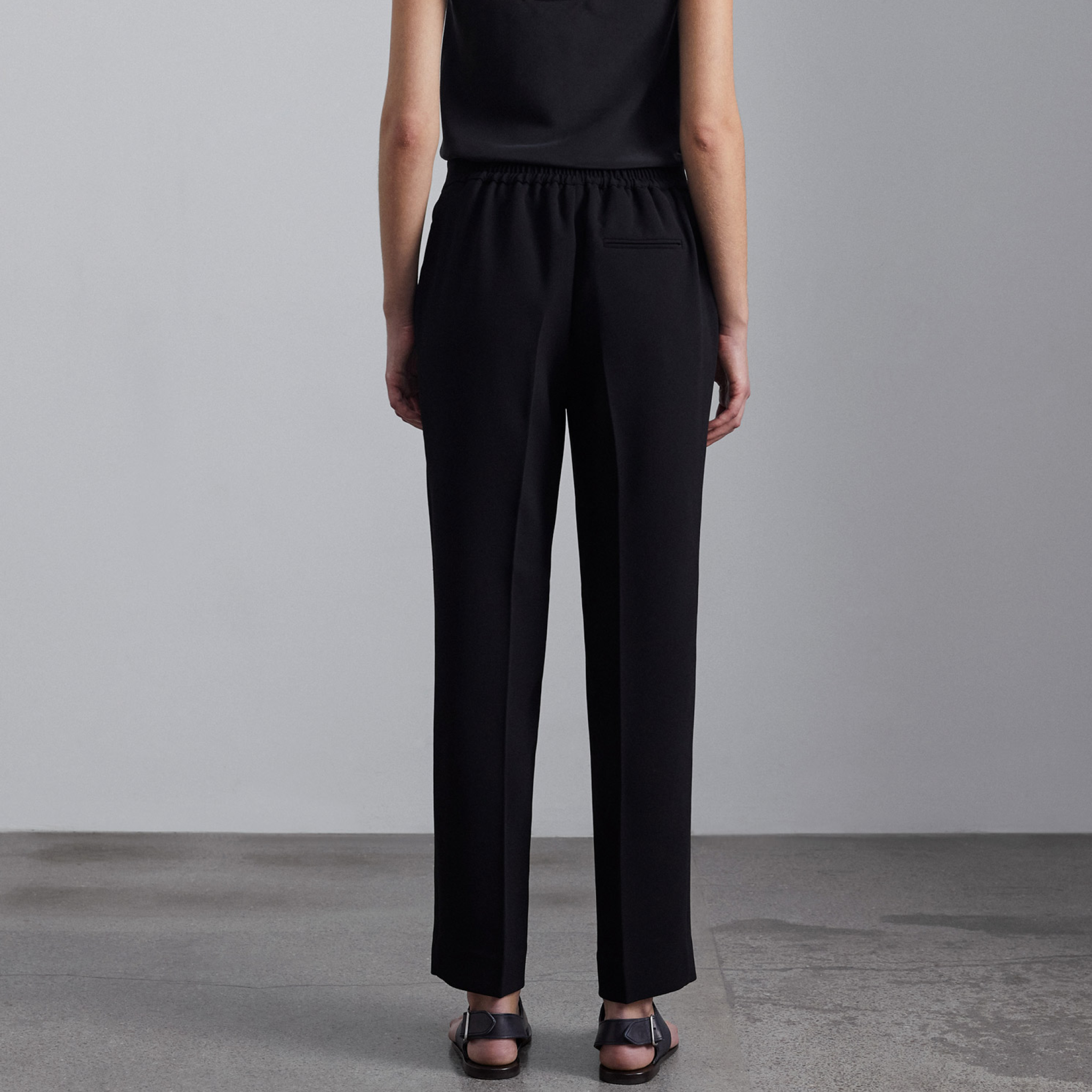 Phoenix Crepe Georgette Pants, Black 