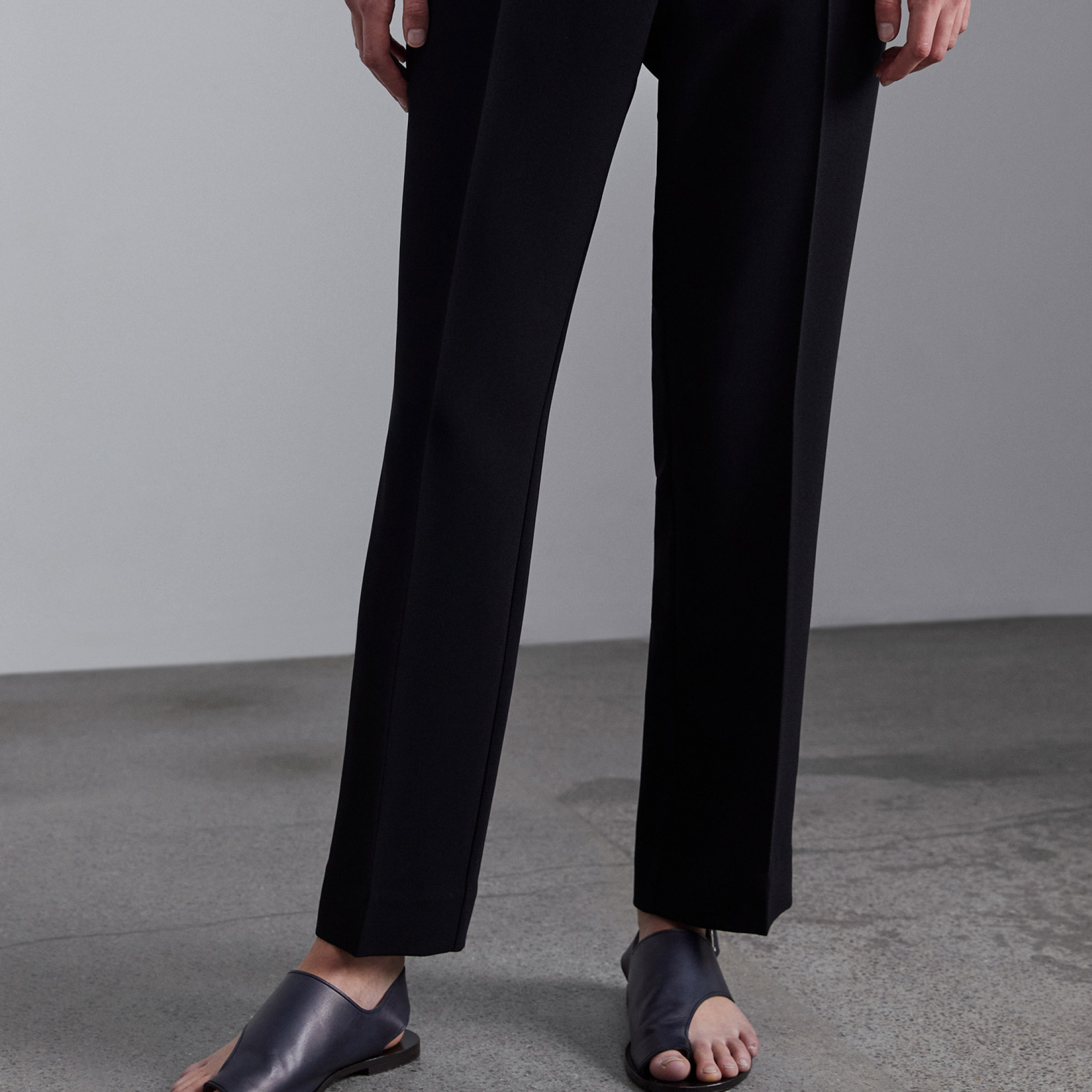 Phoenix Crepe Georgette Pants, Black 
