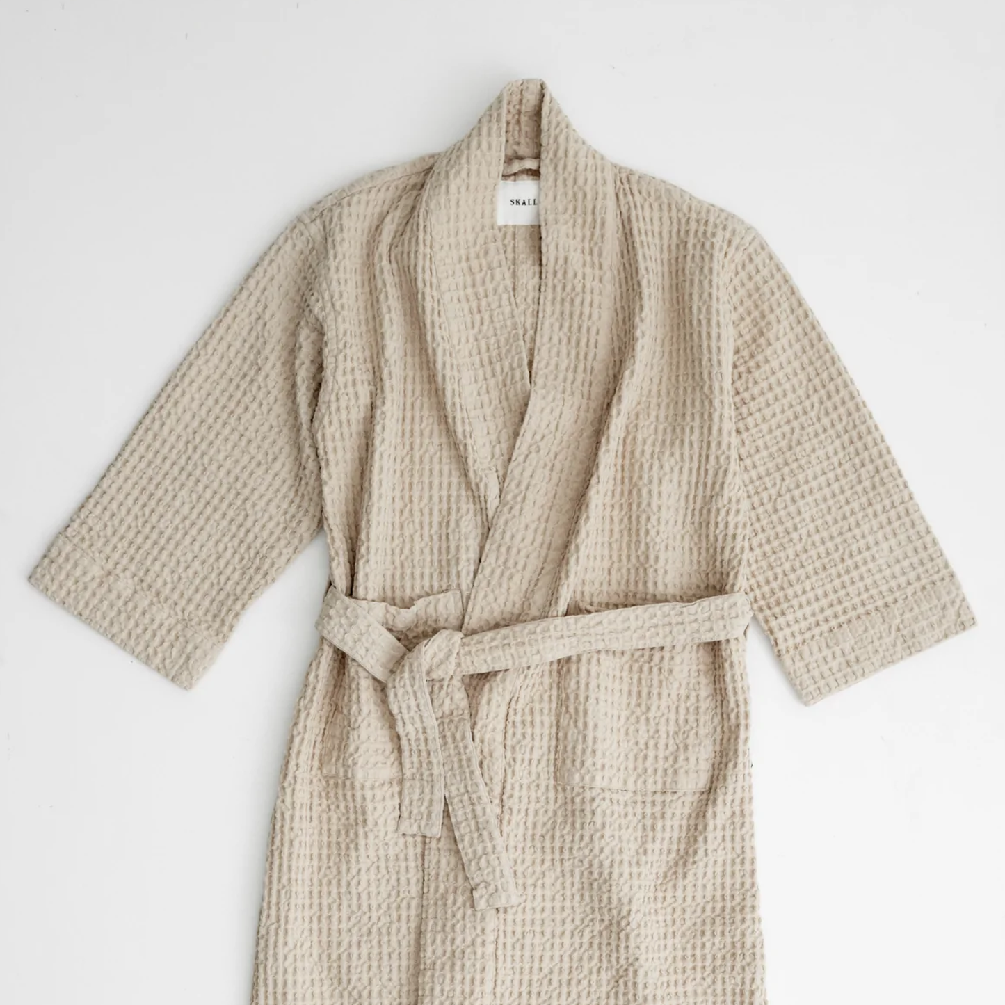 Shell Bathrobe, Sand