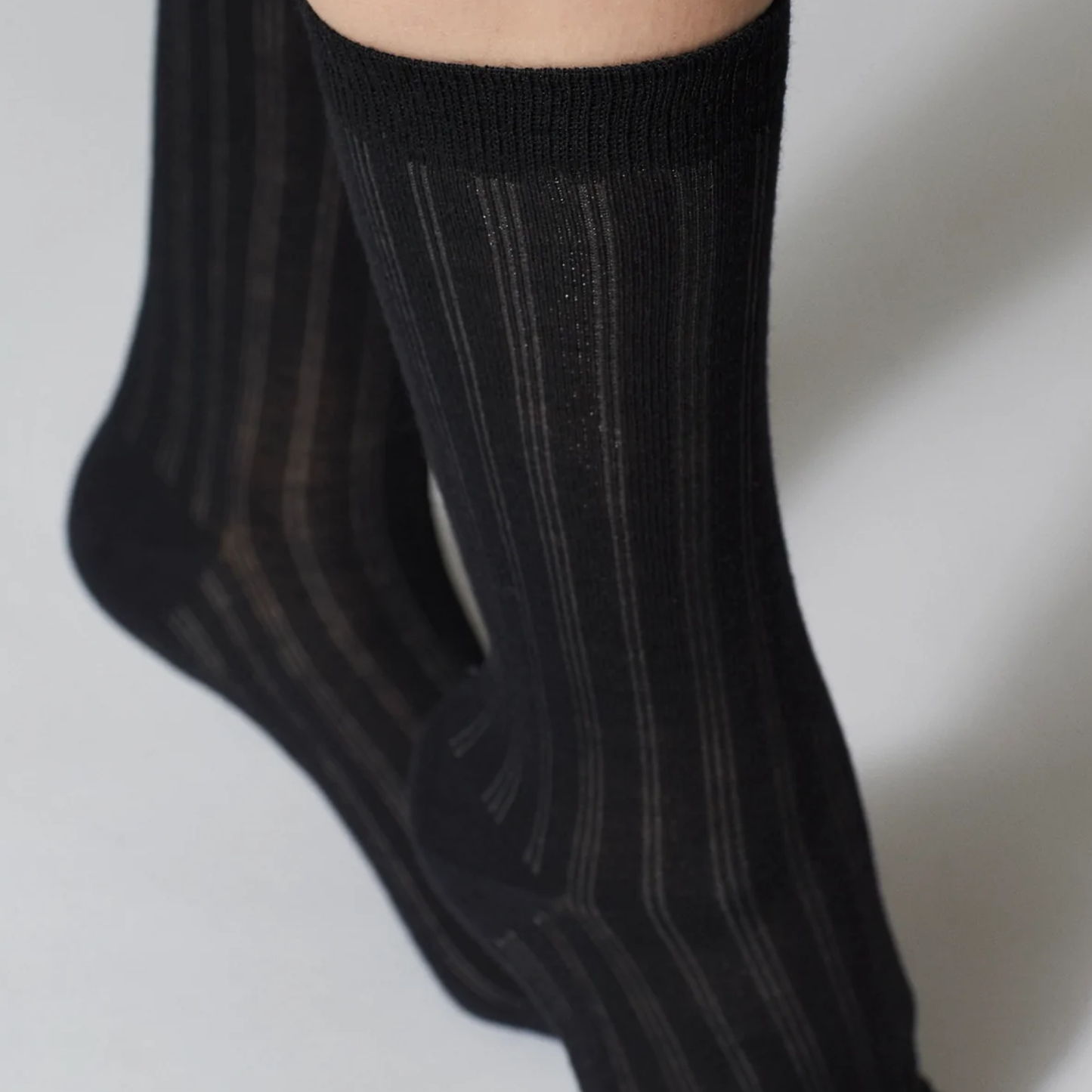 Cecilie Merino Ribbed Socks, Black